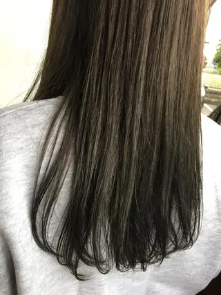 カラー mu ku.のヘアスタイル