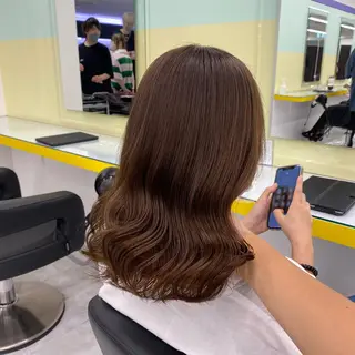 セミロング カラー ヘアアレンジ mai🍑暖色カラー /レイヤー💖のヘアスタイル