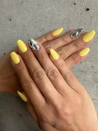 ネイル 長谷川 奈緒美のネイルデザイン