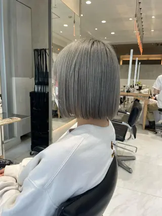 ショート オリーブ カラー✨有坂映哉のヘアスタイル
