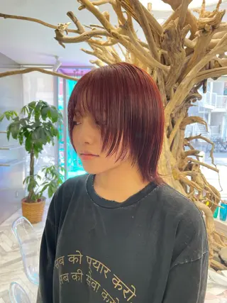 ミディアム カラー フェザーショート⚡️ REONのヘアスタイル
