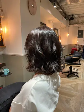 ミディアム カラー 艶感/レイヤーカット 🌐Taketoのヘアスタイル