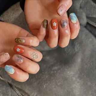 ネイル フリーランス¨̮⃝ ネイリストOKADAのネイルデザイン