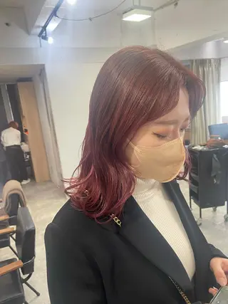 ミディアム カラー yui/ layer cutのヘアスタイル