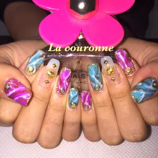 ネイル Lacouronne NATSUMIのネイルデザイン