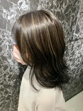 セミロング カラー ハイライトカラーなら 川嶋宏旭 栄 矢場町のヘアスタイル