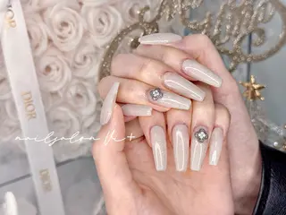 ネイル ✨Nailsalon Vi+✨のネイルデザイン