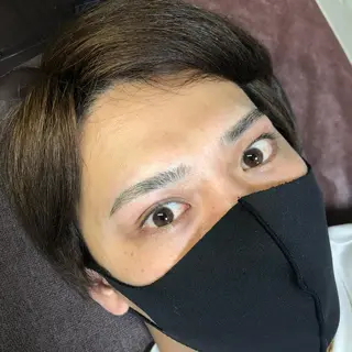 アイブロウ メンズ眉毛サロン メンズリバース横浜店の眉毛・アイブロウイメージ