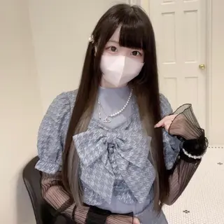ロング りく レイヤーカット ケアブリーチのヘアスタイル