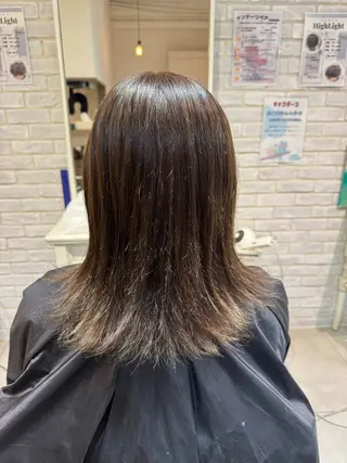 カラー Aimer 千夏のヘアスタイル