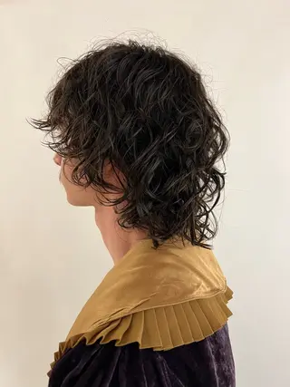 ミディアム パーマ 圧倒的デザイン力 店長🎨RENAのヘアスタイル