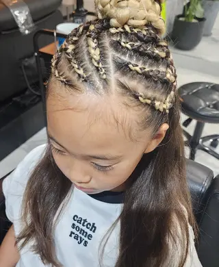 ヘアアレンジ キッズ ESTELA... OHARA のヘアスタイル