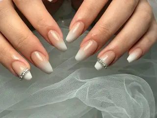 ネイル ToliyDeliy Linaのネイルデザイン