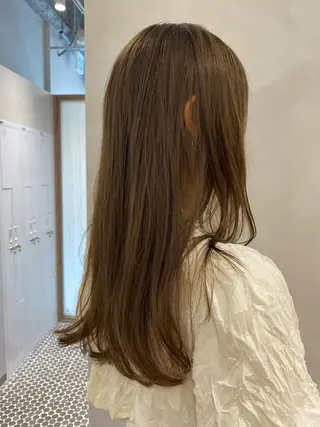 セミロング カラー 砂原 ひよりのヘアスタイル