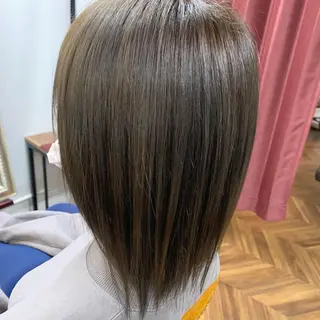 ミディアム カラー MARKA 🫧 YUKAのヘアスタイル