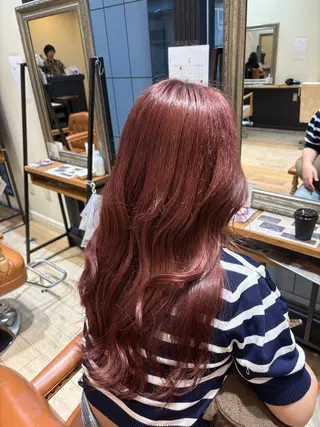 ロング カラー しおり🍬 KOKORO🤍のヘアスタイル