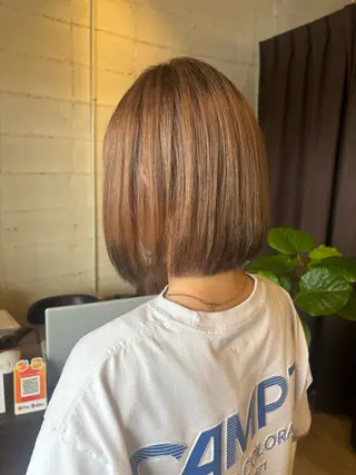 ミディアム カラー @z（アットゼー） arisaのヘアスタイル