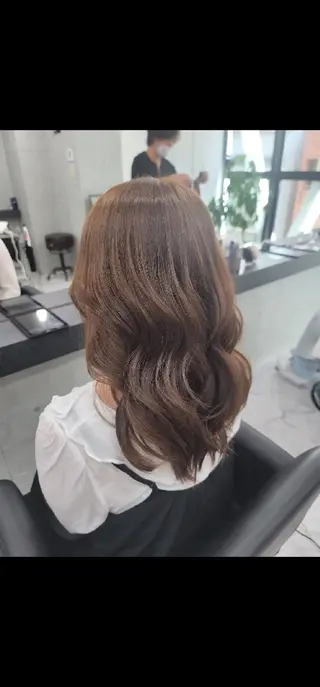 ロング カラー ヘアアレンジ ❇️安達 優心❇️ レイヤー/艶髪特化のヘアスタイル