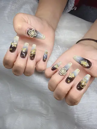 ネイル Lee Nailsのネイルデザイン