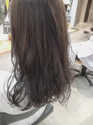 ロング カラー パーマ ヘアアレンジ メンズ キッズ ネイル マツエク・マツパ 中津No.1髪質改善 店長✨透ける暗髪のヘアスタイル