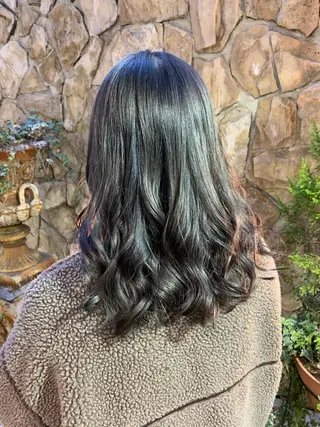 ミディアム ササ　ユウキ/パーマ 縮毛矯正/髪質改善のヘアスタイル