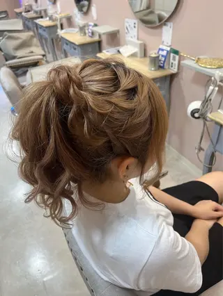 ヘアアレンジ ヤマダ アヤノのヘアスタイル