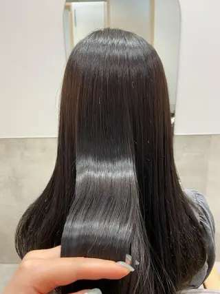 ロング カラー しみず さきのヘアスタイル