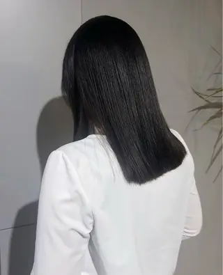 ミディアム カラー toyohara momokaのヘアスタイル