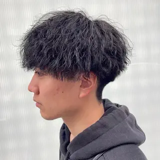 メンズ メンズ特化/ツイスパ /波巻き/大塩恭平のヘアスタイル