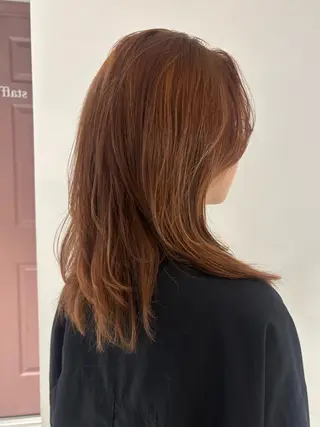 ミディアム カラー mei|顔まわり ×透明感カラーのヘアスタイル