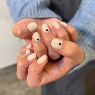 ネイル シンプルネイル Ezura Yumiのネイルデザイン