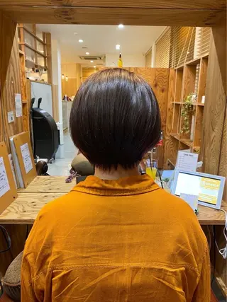 ショート adorable 長谷川実夢のヘアスタイル