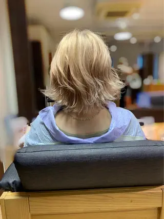 ショート カラー ハイトーンカラー🩵 耳ツボジュエリー👂のその他イメージ