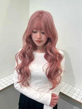 ロング カラー AMI🎀韓国ヘア 透明感カラーのヘアスタイル