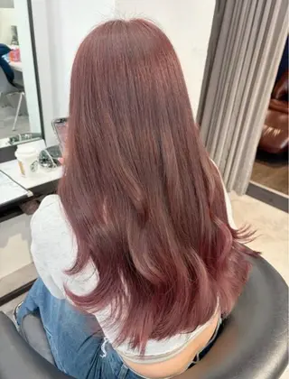 ロング カラー EARTH AOBADAIのヘアスタイル