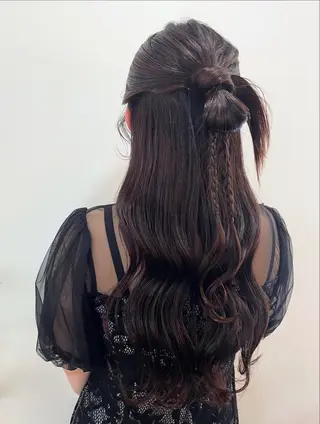 ロング ヘアアレンジ mopa_kaede ナチュラル/レイヤーのヘアスタイル