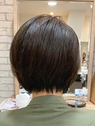 ショート カラー 清水 有実子のヘアスタイル