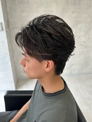 ショート パーマ メンズ ユウ🪄 パーマ指名No1のヘアスタイル