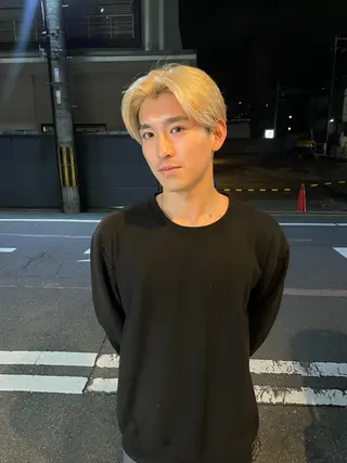 カラー メンズ マツダ レンのヘアスタイル