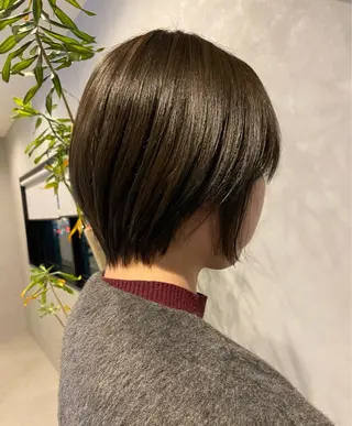 ショート 白井 音羽のヘアスタイル