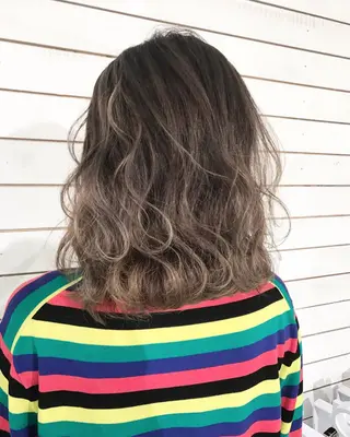 セミロング カラー 縮毛矯正 髪質改善寺坂雄飛💐のヘアスタイル
