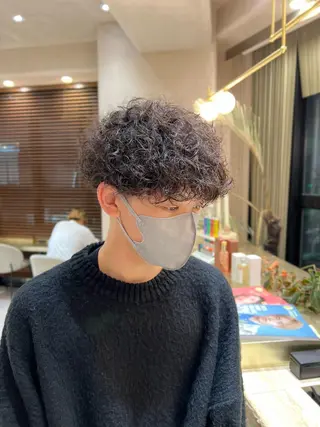 ショート パーマ メンズ 波巻きスパイラルパー マ/シャドウパーマ駿のヘアスタイル