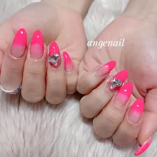 ネイル オーナーネイリスト MAKIのネイルデザイン