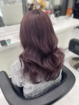 カラー 儚いピンク🩷 ／メンズパーマのヘアスタイル