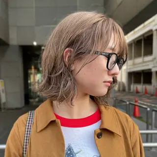 ショート たおちゃん／レイヤー ／透明感カラーのヘアスタイル