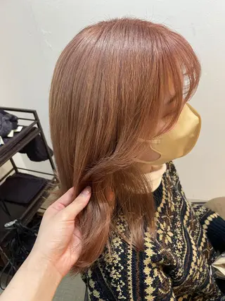 ミディアム カラー マキノ キョウカのヘアスタイル