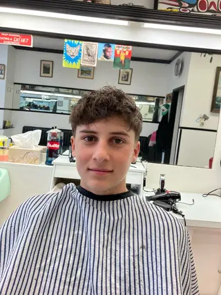 ショート 海外風ヘア/ メンズ専門💈のヘアスタイル