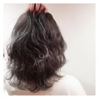 カラー 元重 宣博のヘアスタイル
