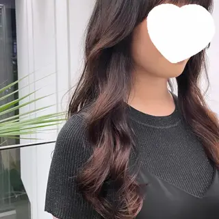 ロング パーマ ひなた あゆみのヘアスタイル