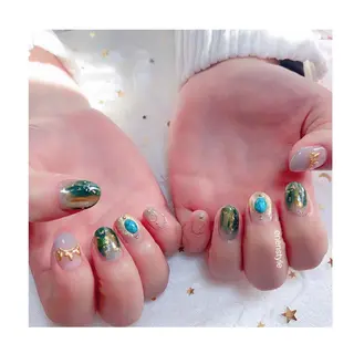 ショート ネイル 👑enen style👑のネイルデザイン